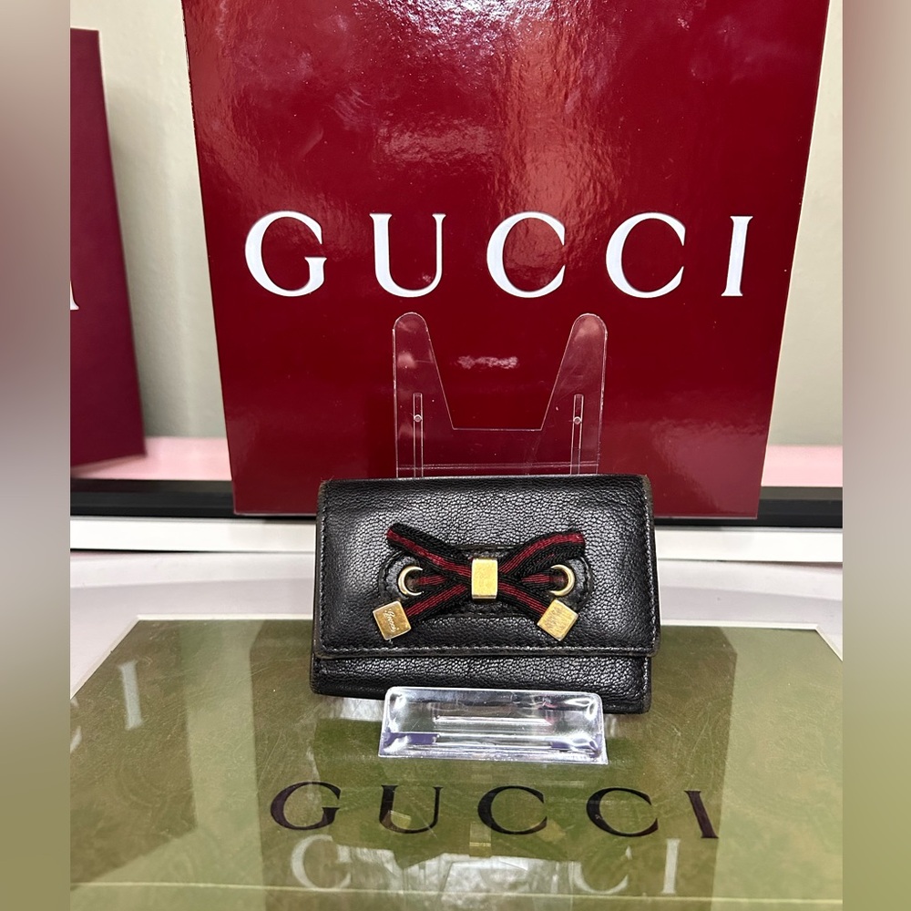 Vintage Gucci Black w/ Black and Red Bow Key Holder / Key Case